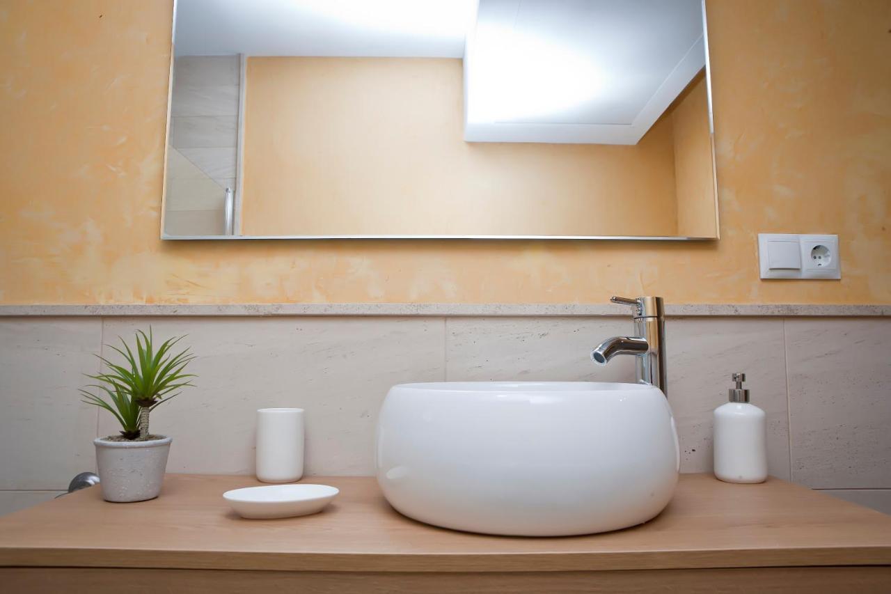 Luz Y Tranquilidad En El Casco Historico - Parking Gratis Appartement
